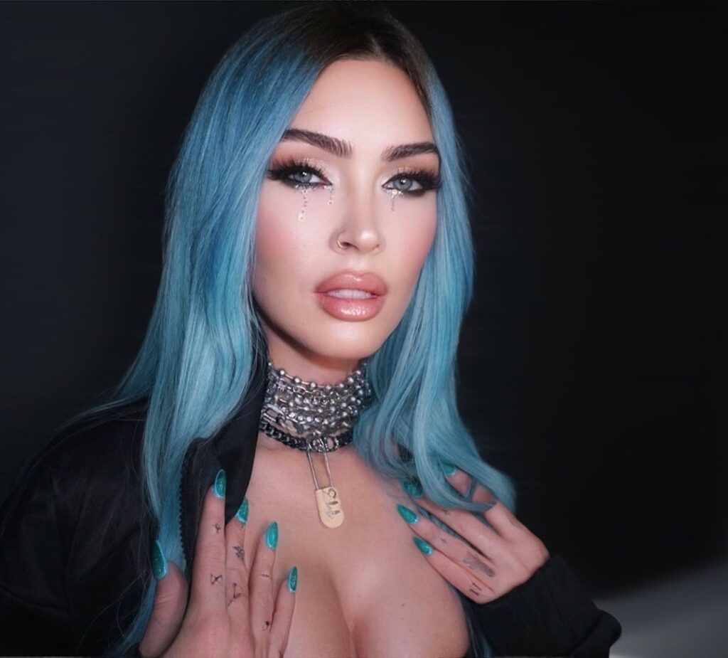 Megan Fox - Celebrity Nails
