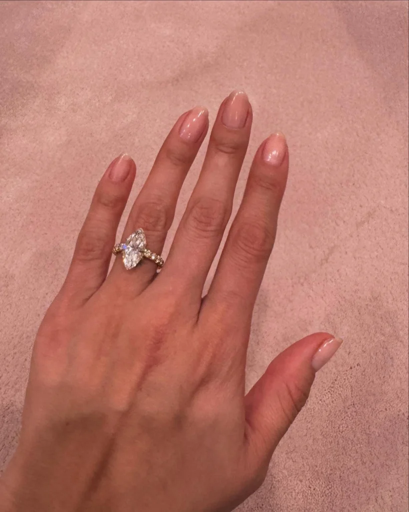 Blanco Proposed To Selena Gomez Diamond Ring
