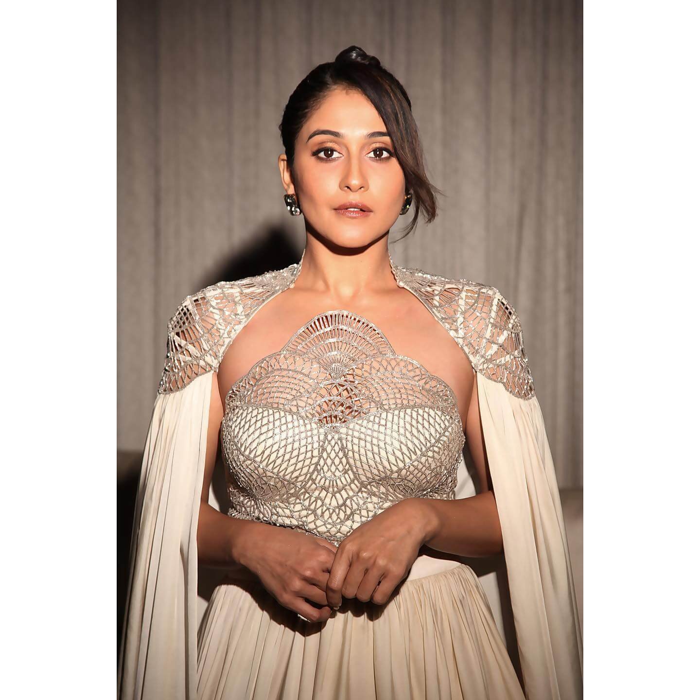 regina cassandra hot pics