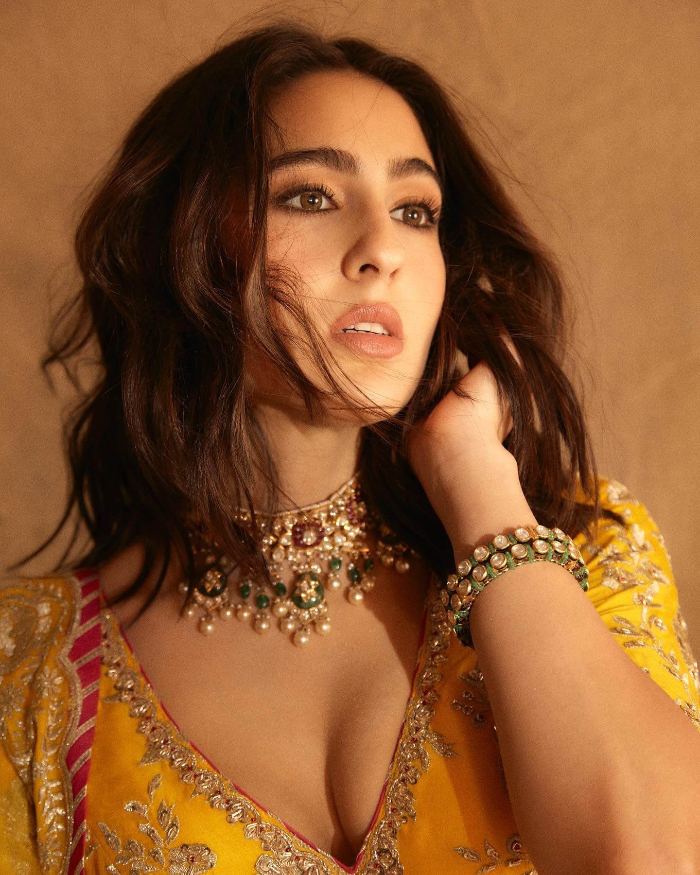 sara ali khan hot photos